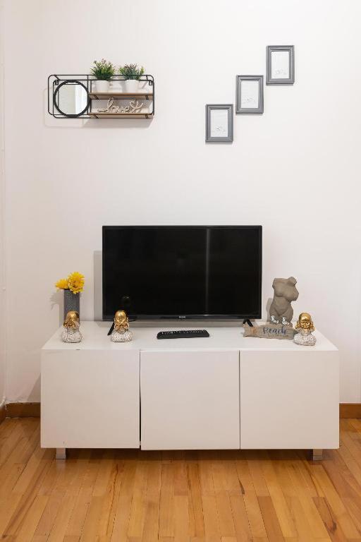 Light-2 Lovely Apartment In Τίρανα Εξωτερικό φωτογραφία
